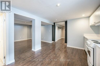 305 MOHAWK ROAD E Hamilton (Hill Park) Ontario photo 15