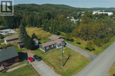 364 Boulevard Long Clair New Brunswick photo 35