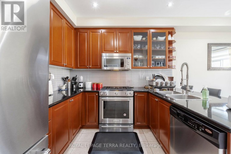 UPPER - 30 EATONVILLE STREET, Brampton (Northwest Sandalwood Parkway), Ontario, L7A0M7