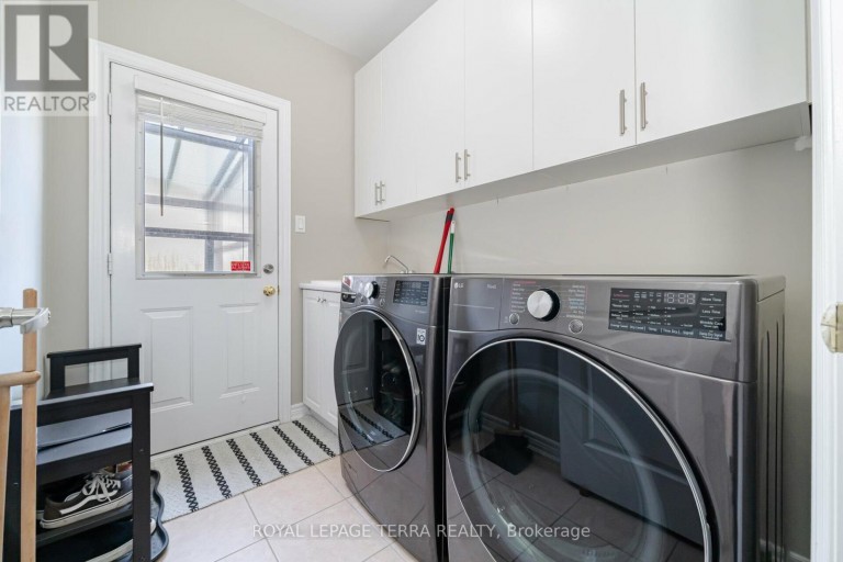 UPPER - 30 EATONVILLE STREET, Brampton (Northwest Sandalwood Parkway), Ontario, L7A0M7