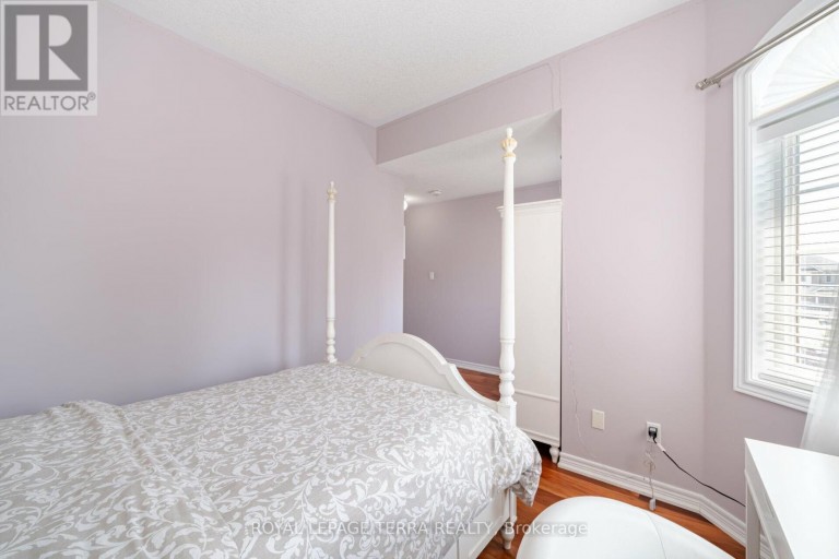 UPPER - 30 EATONVILLE STREET, Brampton (Northwest Sandalwood Parkway), Ontario, L7A0M7