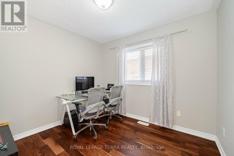 UPPER - 30 EATONVILLE STREET, Brampton (Northwest Sandalwood Parkway), Ontario, L7A0M7