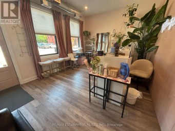 1 - 52 BARTON STREET E Hamilton (Beasley) Ontario photo 5