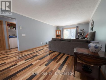 36 CHURCH STREET Kincardine Ontario photo 7
