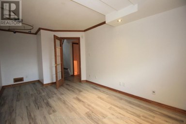 176 OLDHAM STREET London South (South T) Ontario photo 15