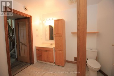 176 OLDHAM STREET London South (South T) Ontario photo 18