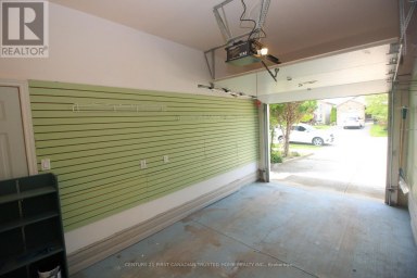 176 OLDHAM STREET London South (South T) Ontario photo 22
