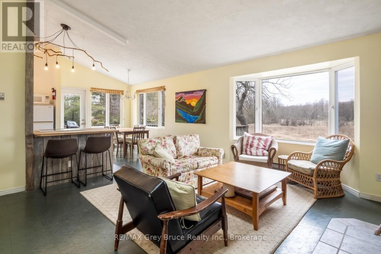 65 LAWRENCE ROAD, South Bruce Peninsula, Ontario, N0H2T0