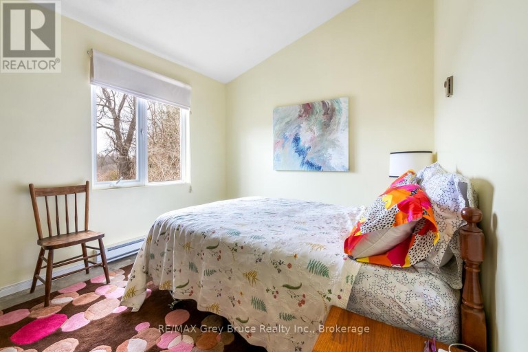 65 LAWRENCE ROAD, South Bruce Peninsula, Ontario, N0H2T0