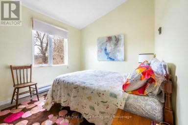65 LAWRENCE ROAD South Bruce Peninsula Ontario photo 17