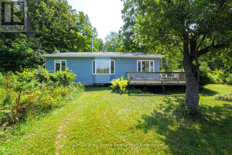 65 LAWRENCE ROAD, South Bruce Peninsula, Ontario, N0H2T0
