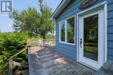 65 LAWRENCE ROAD South Bruce Peninsula Ontario photo 5