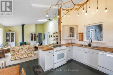 65 LAWRENCE ROAD South Bruce Peninsula Ontario photo 8