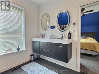 425 WILLIAM STREET South Huron (Exeter) Ontario photo 32