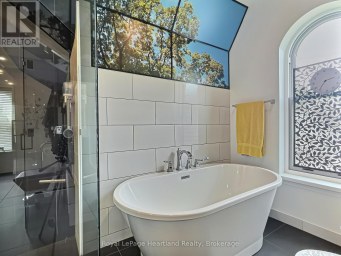 425 WILLIAM STREET South Huron (Exeter) Ontario photo 34
