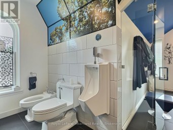425 WILLIAM STREET South Huron (Exeter) Ontario photo 36