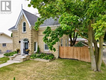 425 WILLIAM STREET South Huron (Exeter) Ontario photo 4