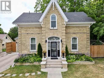 425 WILLIAM STREET South Huron (Exeter) Ontario photo 50