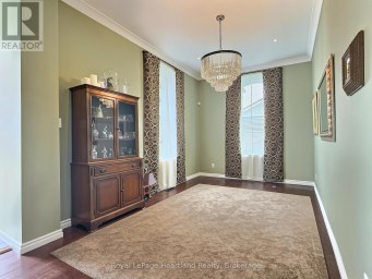 425 WILLIAM STREET South Huron (Exeter) Ontario photo 9