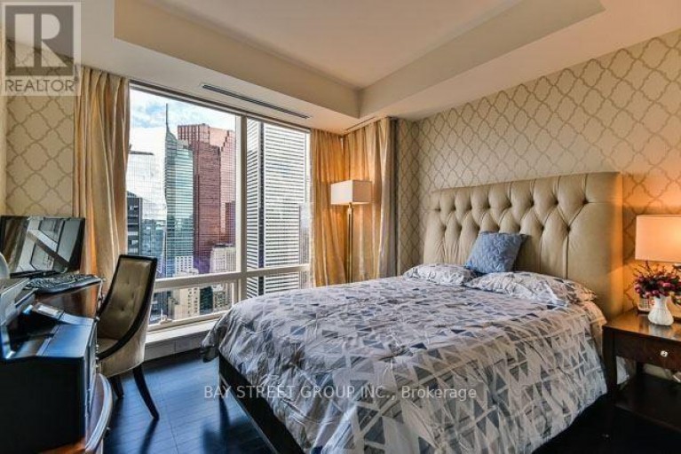 4207 - 180 UNIVERSITY AVENUE, Toronto (Bay Street Corridor), Ontario, M5H0A2