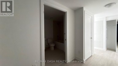 1930 - 2545 SIMCOE STREET N Oshawa (Windfields) Ontario photo 12