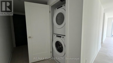 1930 - 2545 SIMCOE STREET N Oshawa (Windfields) Ontario photo 13