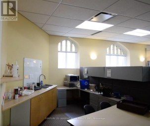 NORTH - OFFICE (2 STOREY) - 2550 DANFORTH AVENUE Toronto (East End-Danforth) Ontario photo 18