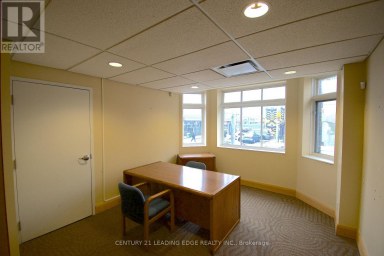 NORTH - OFFICE (2 STOREY) - 2550 DANFORTH AVENUE Toronto (East End-Danforth) Ontario photo 9