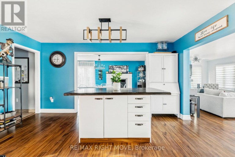 35 CEDAR BAY ROAD, Kawartha Lakes (Carden), Ontario, L0K1B0