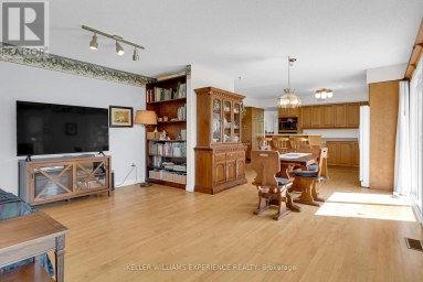 203 SANTAS VILLAGE ROAD Bracebridge (Monck (Bracebridge)) Ontario photo 14