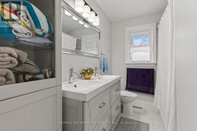 557 LAKE STREET St. Catharines (Lakeport) Ontario photo 12