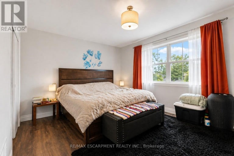 557 LAKE STREET, St. Catharines (Lakeport), Ontario, L2N4J1