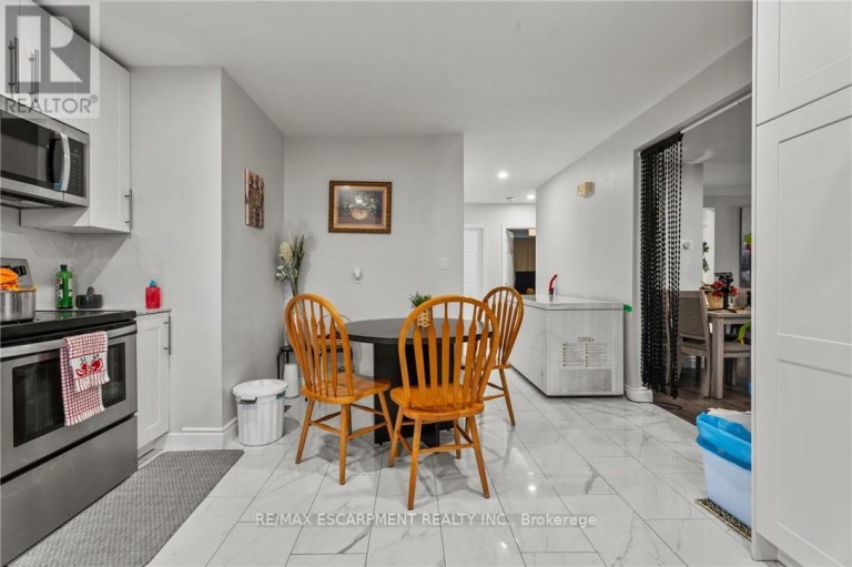 557 LAKE STREET, St. Catharines (Lakeport), Ontario, L2N4J1