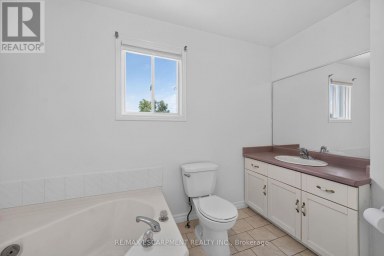 21 SPRINGGARDEN CRESCENT Hamilton (Stoney Creek Mountain) Ontario photo 23