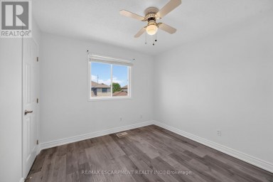 21 SPRINGGARDEN CRESCENT Hamilton (Stoney Creek Mountain) Ontario photo 24
