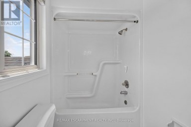 21 SPRINGGARDEN CRESCENT Hamilton (Stoney Creek Mountain) Ontario photo 28