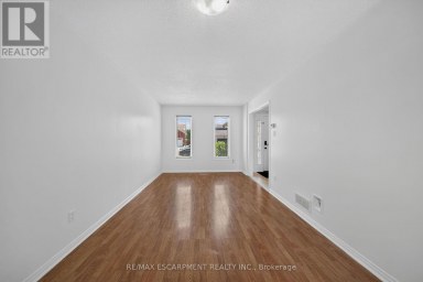 21 SPRINGGARDEN CRESCENT Hamilton (Stoney Creek Mountain) Ontario photo 7
