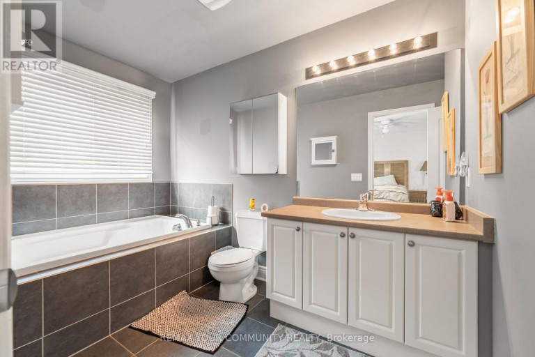 164 DEWELL CRESCENT, Clarington (Courtice), Ontario, L1E0B9