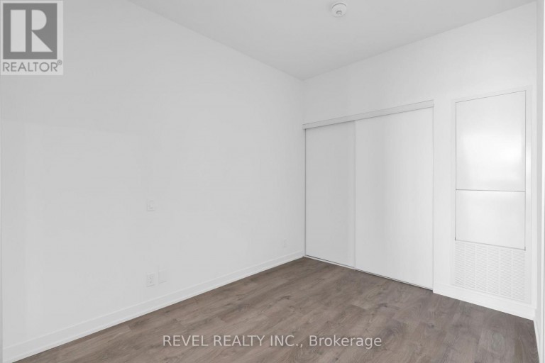 1012 - 39 MARY STREET, Barrie (City Centre), Ontario, L4N1S9