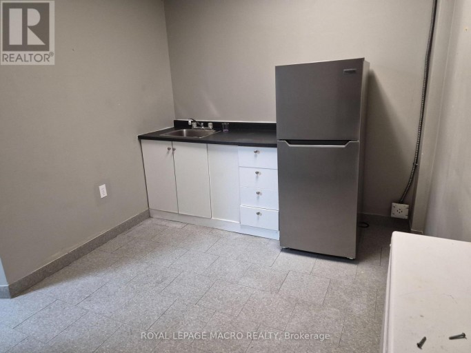 15 - 289 QUEENSTON ROAD, Hamilton (McQuesten), Ontario, L8K1H2