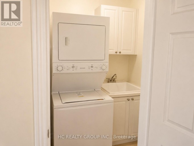 11 SANDWELL STREET, Vaughan (Vellore Village), Ontario, L4H4R2