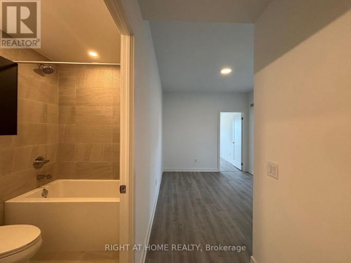 2905 - 5105 HURONTARIO STREET, Mississauga (Hurontario), Ontario, L4Z0C9