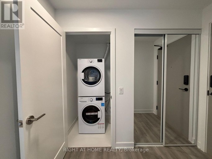 2905 - 5105 HURONTARIO STREET, Mississauga (Hurontario), Ontario, L4Z0C9