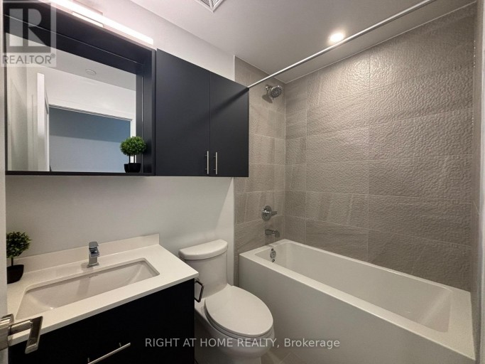 2905 - 5105 HURONTARIO STREET, Mississauga (Hurontario), Ontario, L4Z0C9