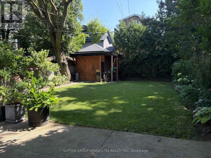 UPPER - 191 ARLINGTON AVENUE, Toronto (Humewood-Cedarvale), Ontario, M6C2Z4