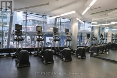 2406 - 14 YORK STREET Toronto (Waterfront Communities) Ontario photo 11