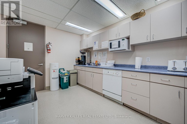 935 - 45 SHEPPARD AVENUE E, Toronto (Willowdale East), Ontario, M2N5N1