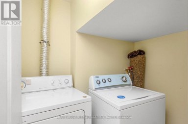 BSMT 2 - 14 TARSUS CRESCENT Toronto (Highland Creek) Ontario photo 5