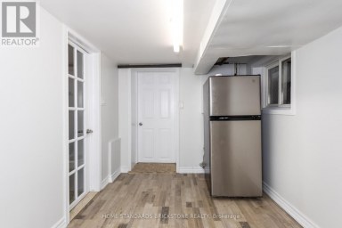 LOWER - 792 PAPE AVENUE Toronto (Playter Estates-Danforth) Ontario photo 7