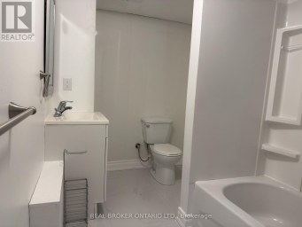 LOWER - 311 WALLACE AVENUE S Welland (Lincoln/Crowland) Ontario photo 11